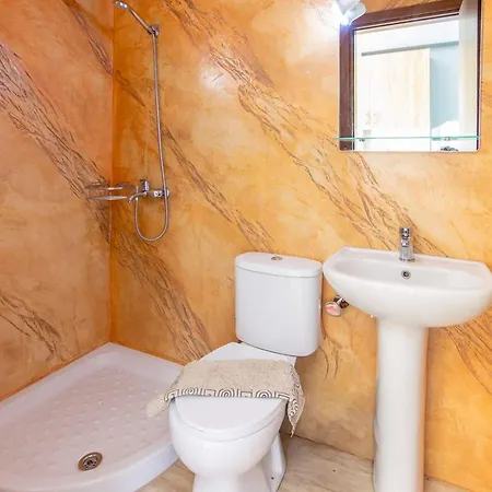 Apartmán Aigli Garden Getaway, Escape Close To *