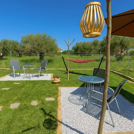 Aigli Garden Getaway, Escape Close To