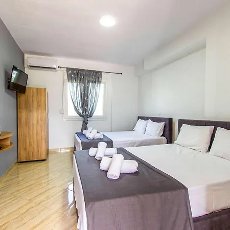 Aigli Garden Getaway, Escape Close To Apartmán *