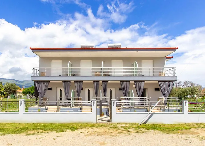 Aigli Garden Getaway, Escape Close To Lejlighed