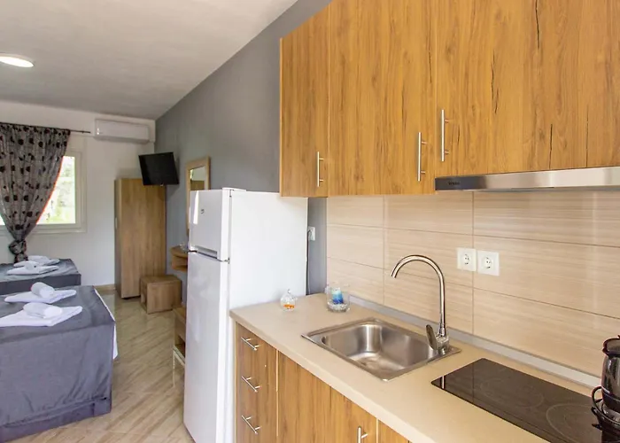 Apartman Aigli Garden Getaway, Escape Close To *
